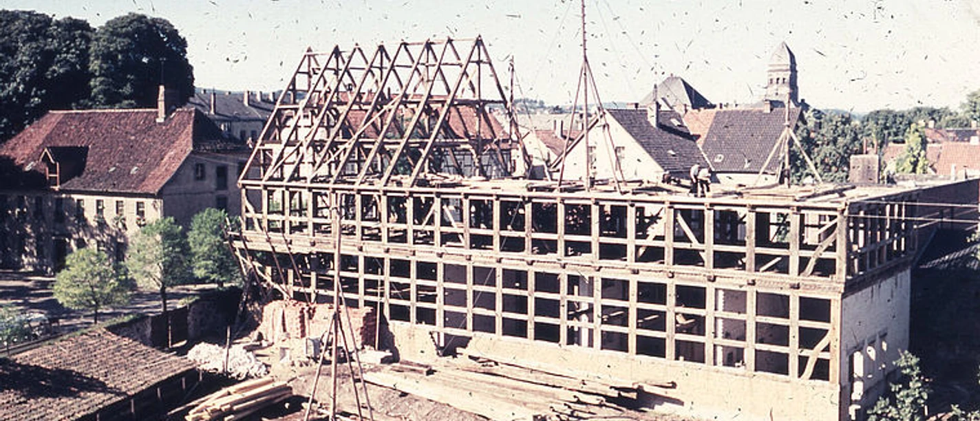 selected_csm_cropmiddle_HistoryFB1958_1a1477a55f.jpg