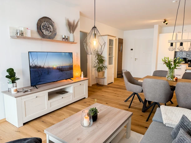 Dümmerdream_Lembruch_Wohnzimmer_FWSeeschloesschen.jpg