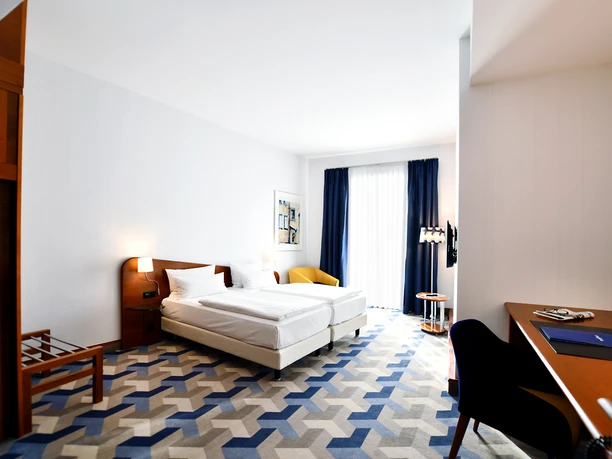 Barrierefreies Zimmer.jpg Blick in ein barrierefreies Zimmer