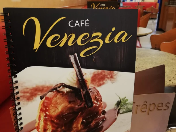 Eiskarte im Eiscafé Venezia Eiskarte im Eiscafé Venezia