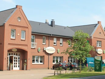 Außenansicht vom Restaurant & Kräuterhotel Heidejäger Außenansicht vom Restaurant & Kräuterhotel Heidejäger