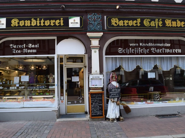 Außenansicht Café Außenansicht Café