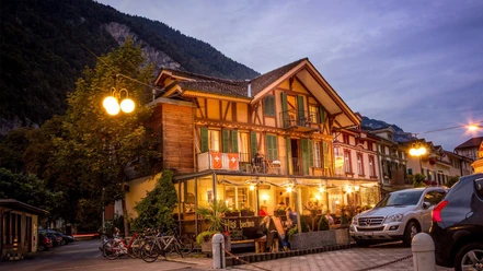 huesi-interlaken-aussenansicht