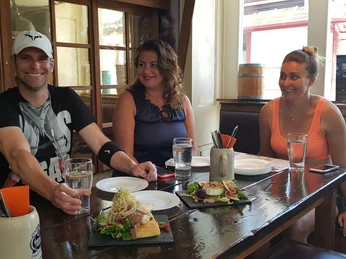 huesi-interlaken-gaeste