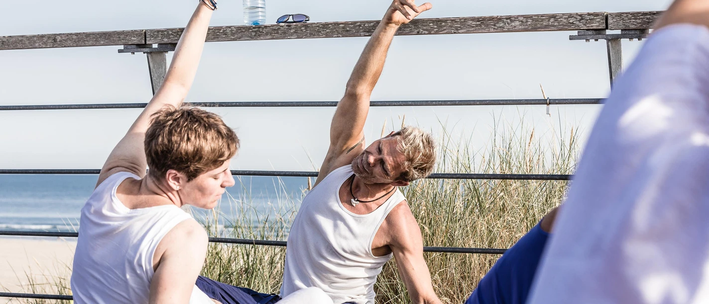 Morning Yoga auf Juist.jpg Morning Yoga auf Juist