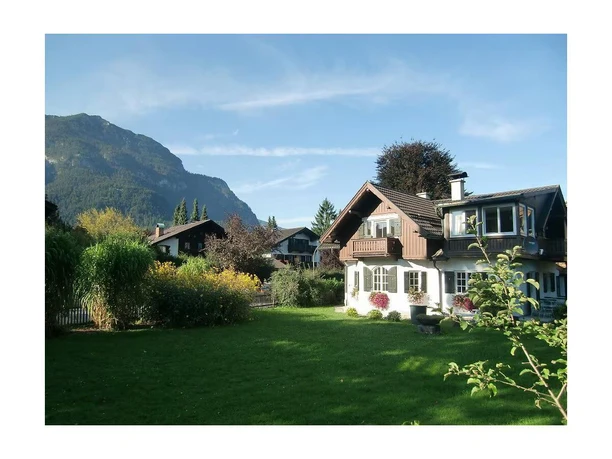 blick-aufs-haus-mit-garten