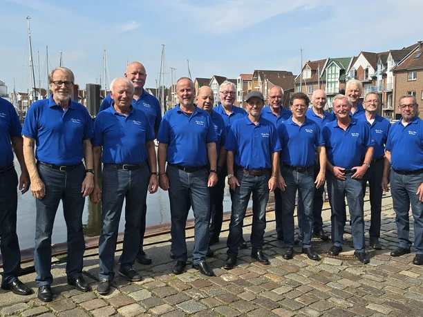 ShantyChorCuxhaven-Chorfoto.jpg