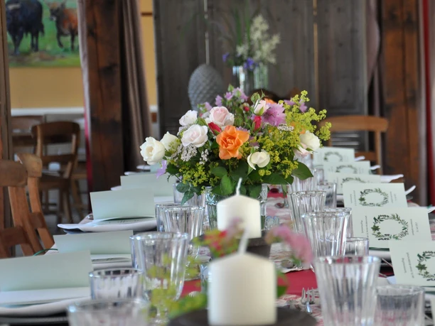 Vorbereitete Feier im Café-Bistro LandHof Vorbereitete Feier im Café-Bistro LandHof