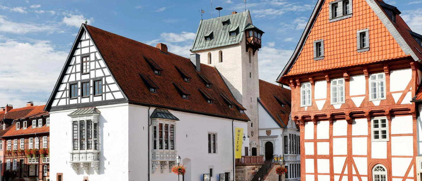 Rathaus_RickeschesHaus2_Sommer©-Stadt-Bad-Gandersheim-Hötzel.jpg