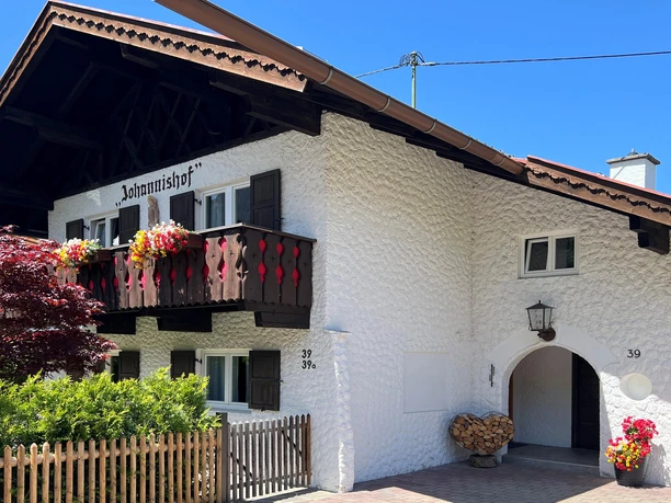 Seitenansicht Haus
