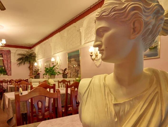 Akropolis: Gastraum Akropolis: Gastraum