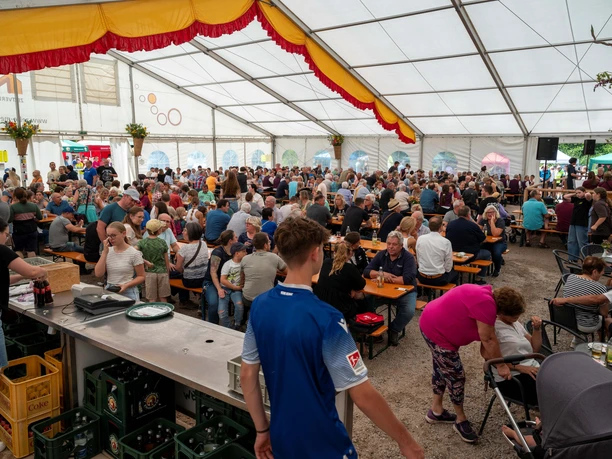 Festzelt 2024