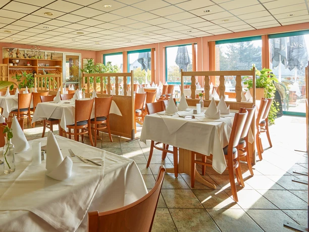 Cristallo: modern and brightly furnished