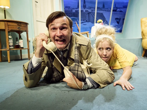 Barfoot in´n Park – Verliebt, verlobt, verkracht - Ohnsorg Theater