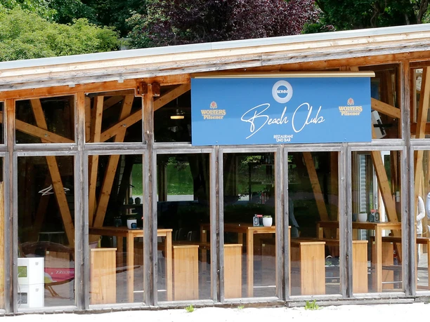 Komm Beach Club Komm Beach Club