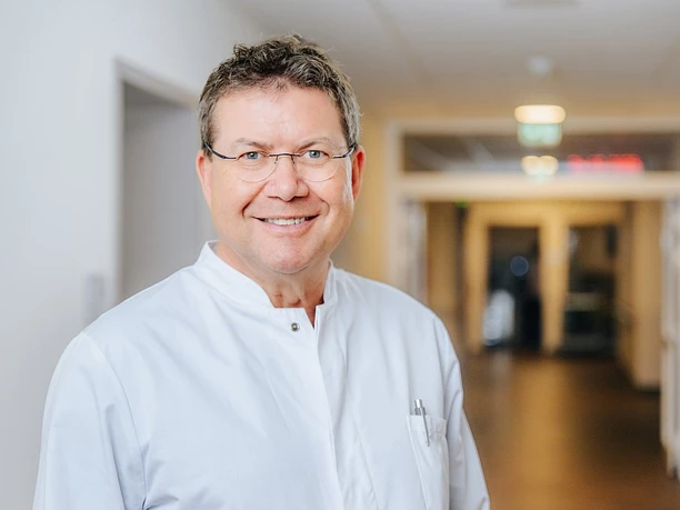 1_Dr. med. Florian Dietl.jpg