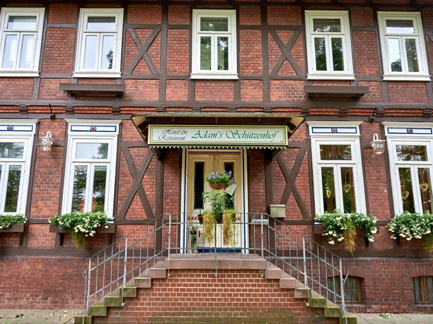 Adams Schützenhof außen