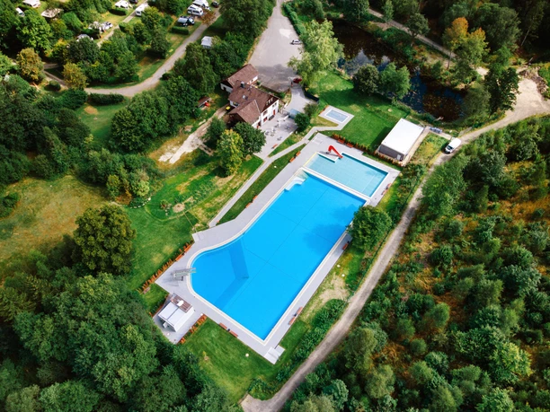 DJI_0979-DNG.jpg DJI_0979-DNG.jpg