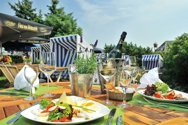 Hus-in-Lee-gedeckter-Tisch