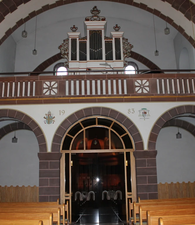 MediaKi in Kirche St. Matthias, Langen – Türbogen ©Martina Alfers .JPG