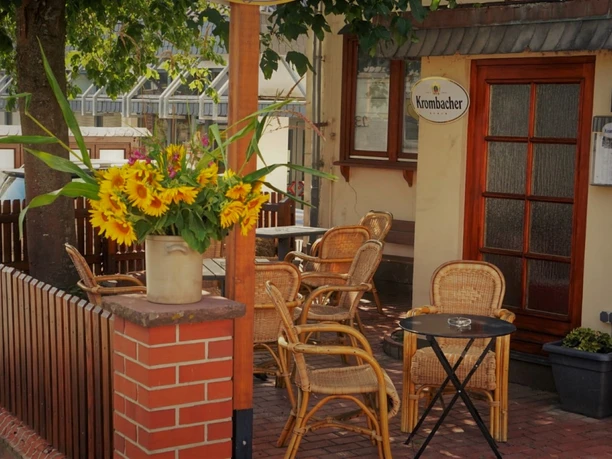 Terrasse im Eingangsbereich Sie sehen die Terrasse welche im Eingangsbereich des Hotels Roastineer in Dodenau.