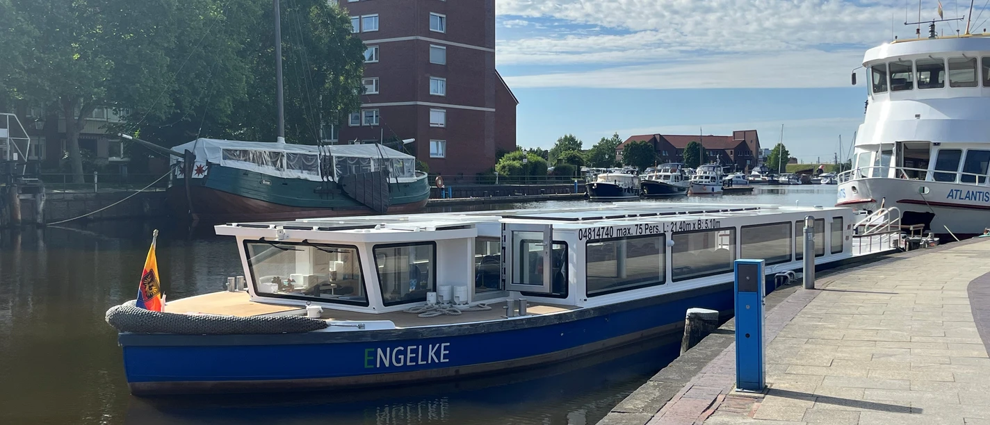 Engelke.jpg Das Hafenboot "Engelke" im Ratsdelft.