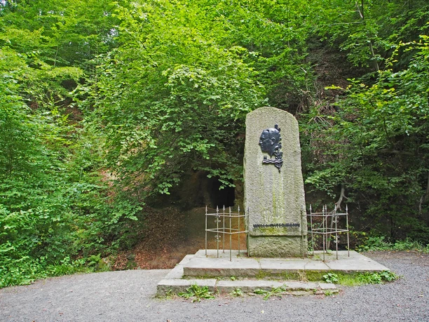 Willi-Ostermann-Denkmal