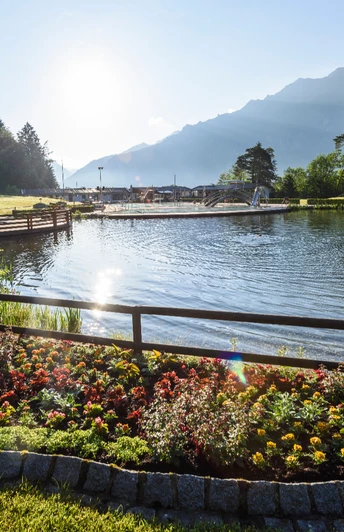Alpenschwimmbad Oberau Natursee