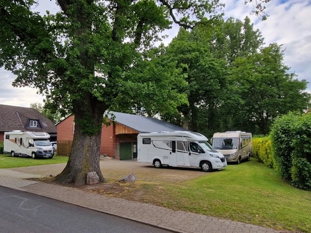 Außenansicht - Wohnmobilstellplatz Brauel