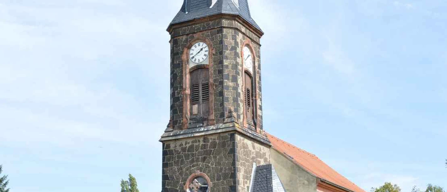 Kirche St. Petri Albrechtshain Blick auf die Kirche St. Petri Albrechtshain