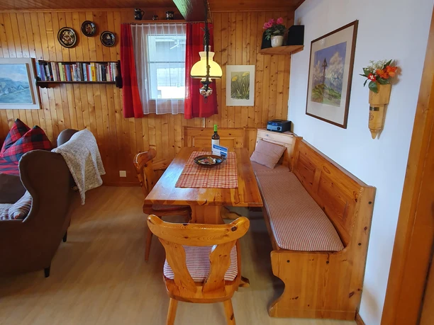 2 Esszimmer