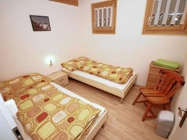 Schlafzimmer 3
