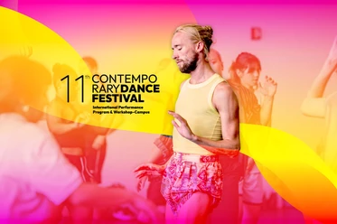 TanzFaktur Sommerakademie 2026 Tänzer in gelbem Oberteil vor pink-gelber Grafik zum zeitgenössischen Tanzfestival