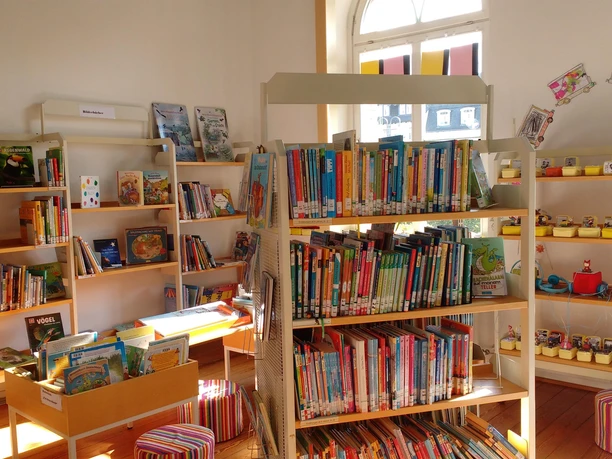 Bücher.. Bücher..