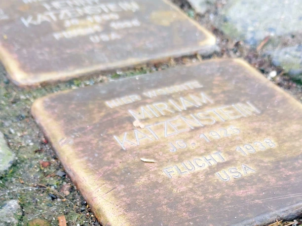 Stolperstein Katzenstein Marien-Apotheke (Cbandy.20250225_124221.Beschnitt).jpg