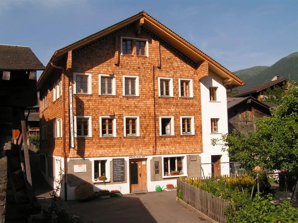 wohnhaus
