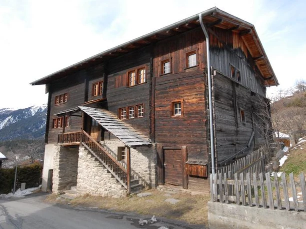 Haus oben 2