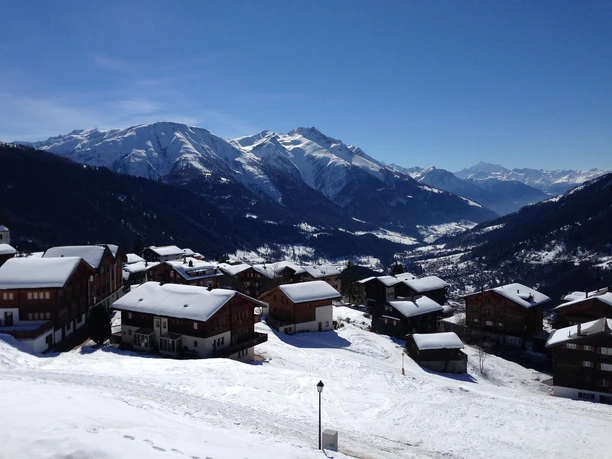 Aussensicht in Richtung Tal, Brig