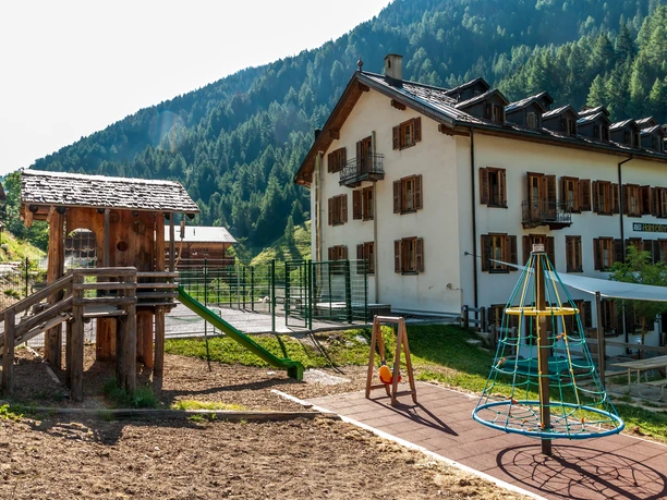 Kinderspielplatz in unmittelbarer Nähe
