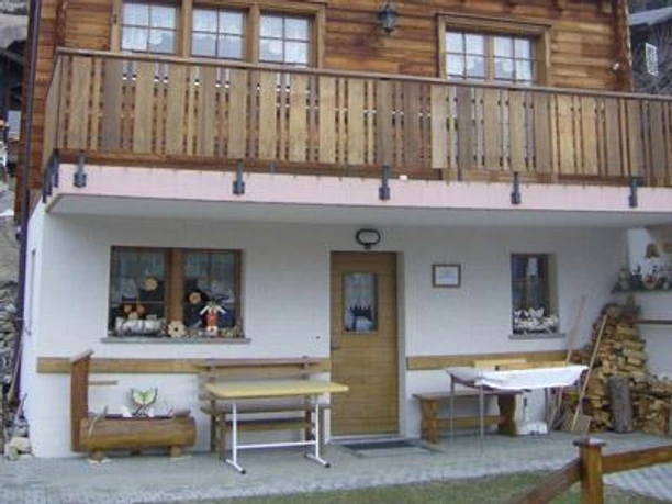 Haus1