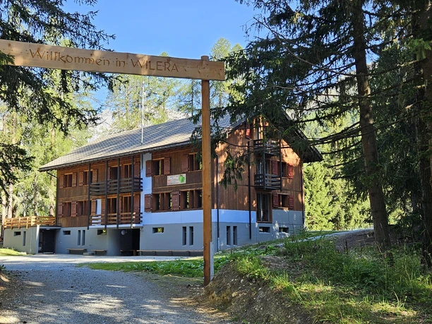 Aussenansicht Sommer
