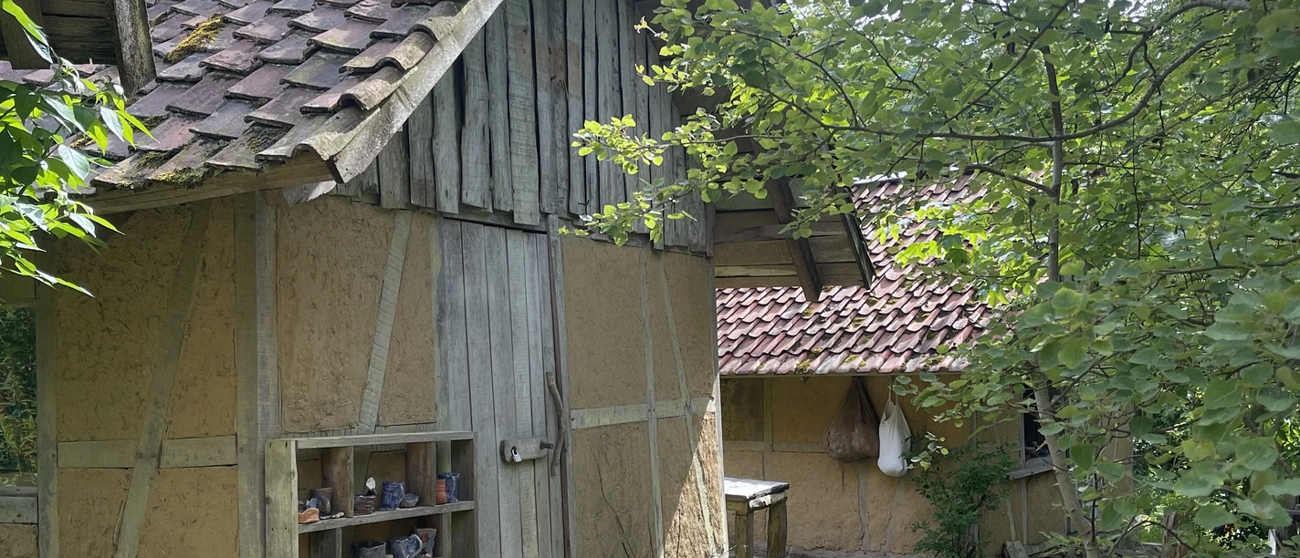 Bastelhütte.jpeg