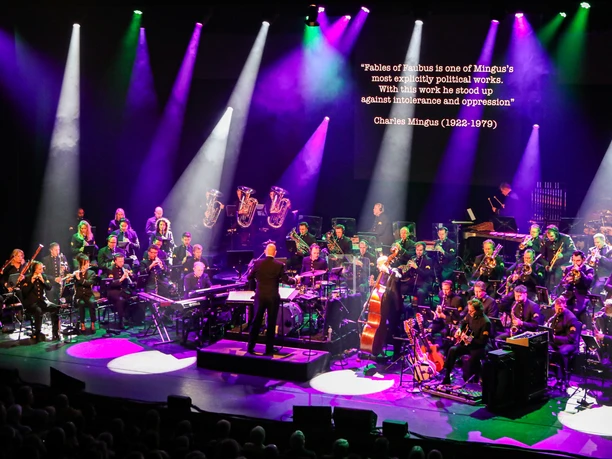 Orkest Koninklijke Luchtmacht en Anneke van Giersbergen - Etten-Leur (13).jpg