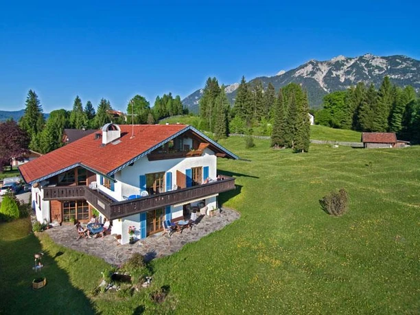 Haus Arnika Krün Ferienwohnungen Sommer