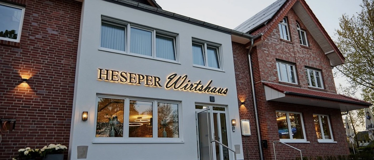 Das Heseper Wirthaus - ein Dorfmittelpunkt..JPEG