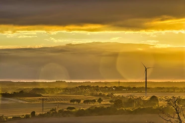 Sonnenuntergang über Thallwitz - Ausflugsziel in der Region Leipzig Blick auf Thallwitz bei Sonnenuntergang