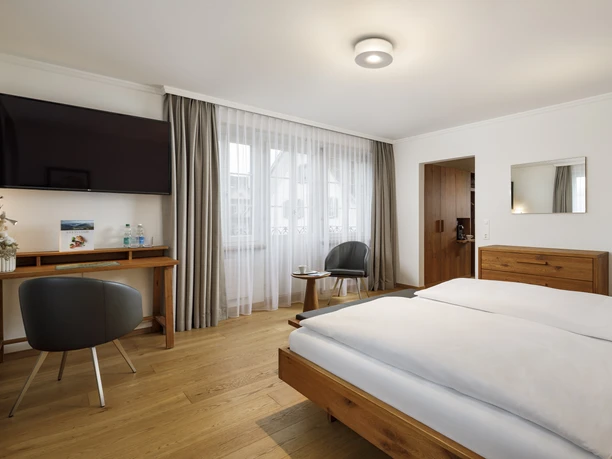 Wysses_Rössli_Schwyz_Juniorsuite_Jeronimo_Vilaplana_Photography_01.jpg