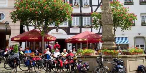 Ratskeller-Biergarten-Ausschnitt3.jpg