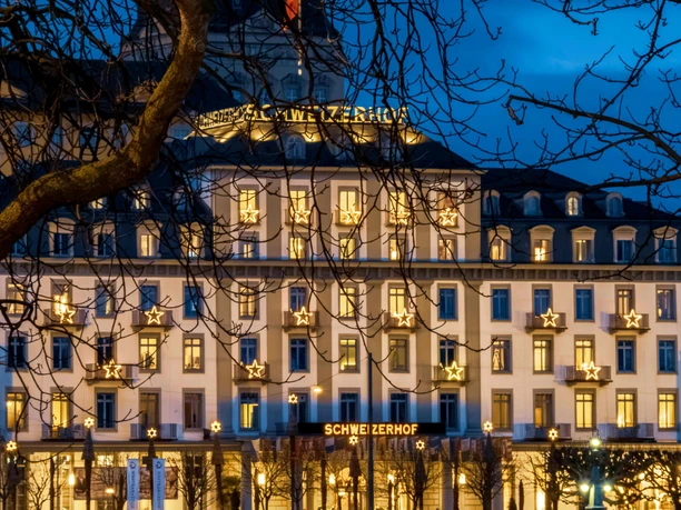 Hotel Schweizerhof Christmas