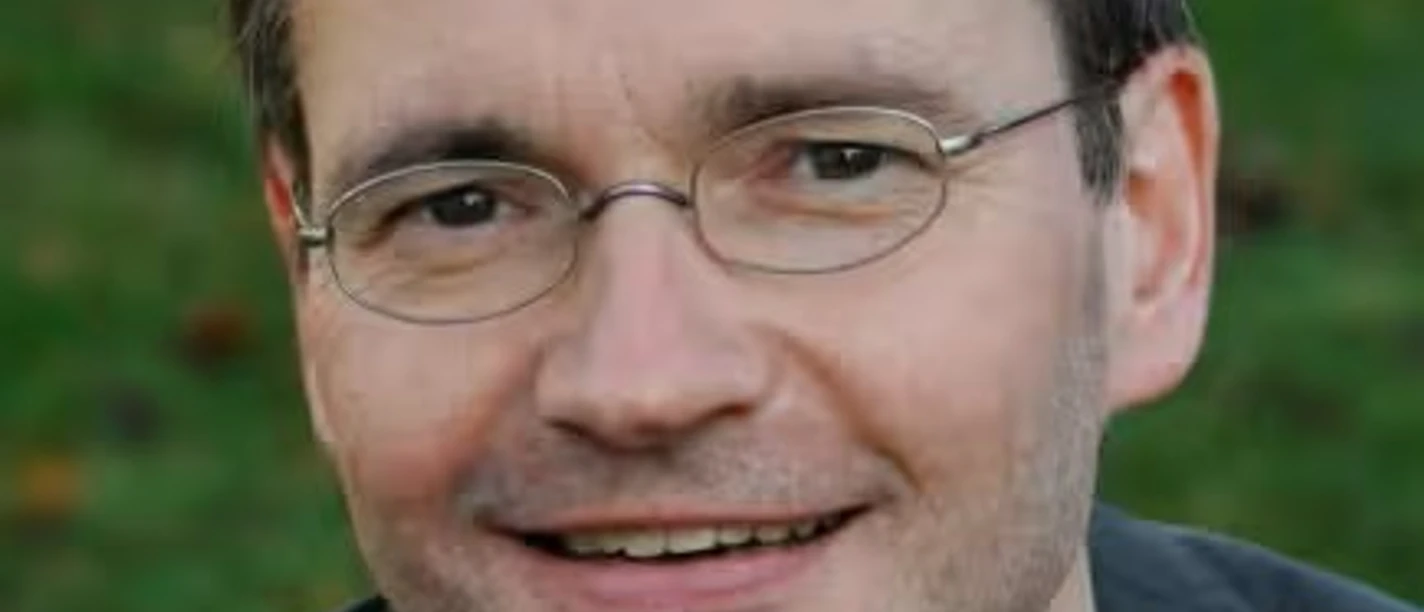 Stefan Matuschek c Anne Guenther.de.jpg